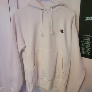 White Champion Sweatshirt/Hoodie